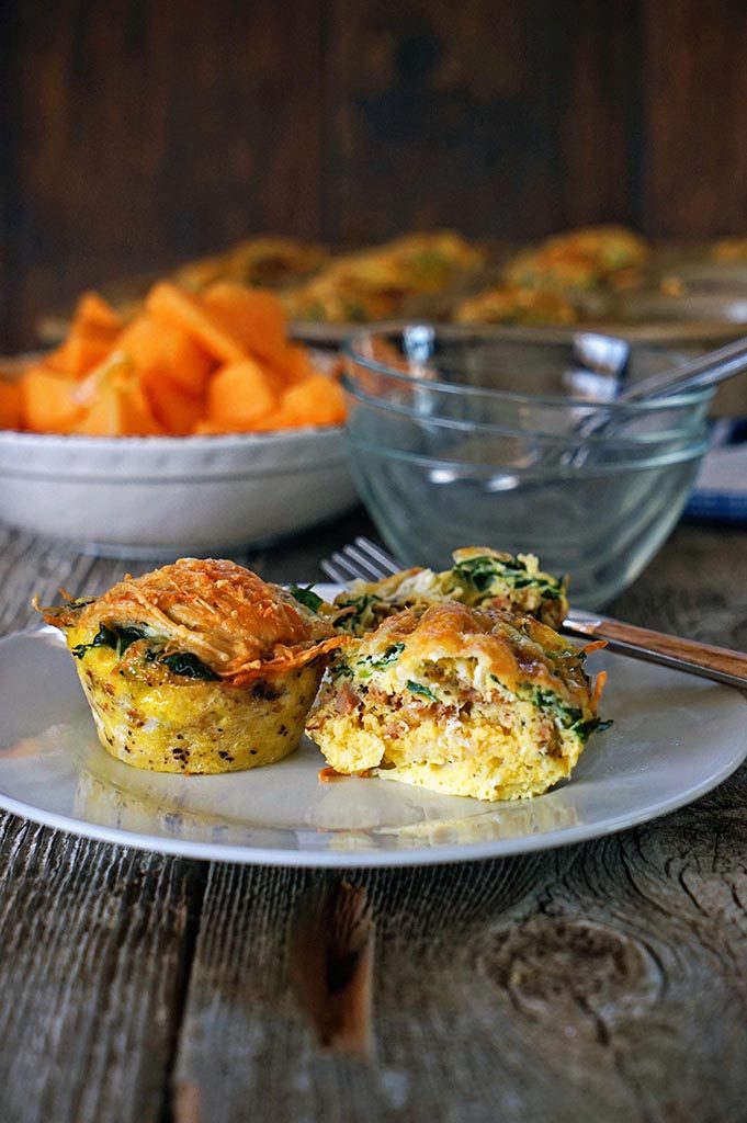 Omelet Muffins with Spinach and Parmesan