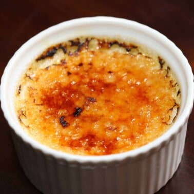 cinnamon brulee dessert