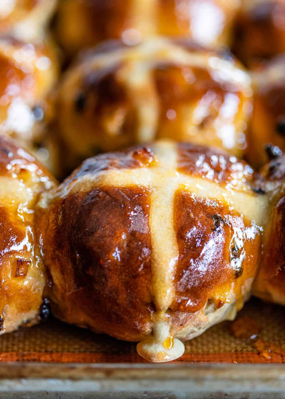 close up of pan of Holiday Hot Cross Buns